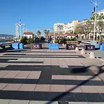 Vue 公寓 *