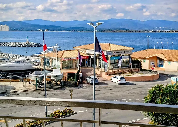 Vue * Saint-Raphaël