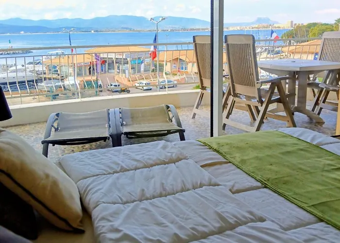 Vue Διαμέρισμα *