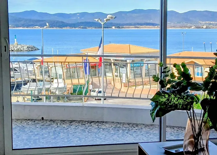 Apartment Vue Saint-Raphaël