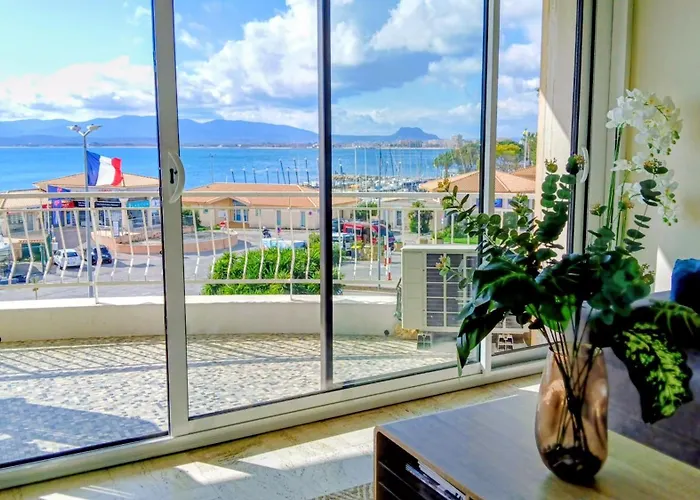 Apartment Vue Saint-Raphaël